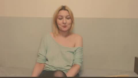 Eva online show from 05/14/26, 10:27