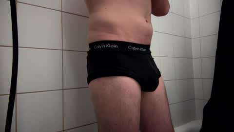 Snapshot of the_delicious_19 chatting on 01/23/25, 06:14 the_delicious_19 online show from 01/23/25, 06:14