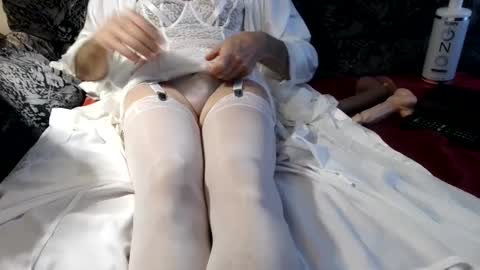 Snapshot of the_gentleman_xoxo chatting on 12/14/24, 08:40 Reggie online show from 12/14/24, 08:40