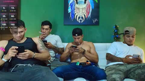 Snapshot of the_golden_boys chatting on 12/04/25, 03:05 SCOTT THEO KAMERON GENDERSON online show from 12/04/25, 03:05