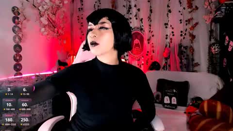 Snapshot of the_kitty_roxy chatting on 10/16/25, 06:25 ... ... online show from 10/16/25, 06:25