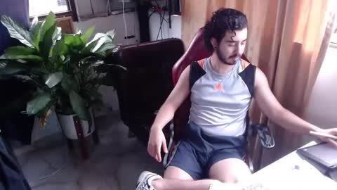 Snapshot of the_nerdy_wizard chatting on 10/04/25, 10:30 the_nerdy_wizard online show from 10/04/25, 10:30