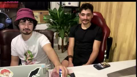 Snapshot of the_nerdy_wizard chatting on 10/10/25, 02:10 the_nerdy_wizard online show from 10/10/25, 02:10