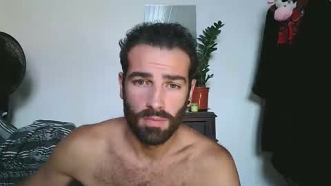 Snapshot of the_nomad_show chatting on 09/28/25, 04:12 T online show from 09/28/25, 04:12