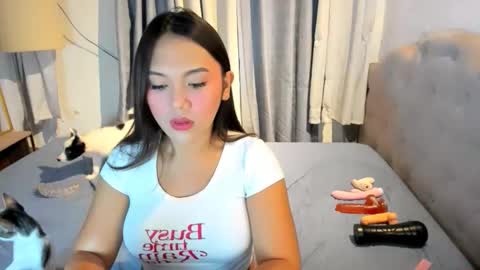 Snapshot of the_only1candy chatting on 02/23/26, 04:32 CandyGretchFrancineLuna online show from 02/23/26, 04:32