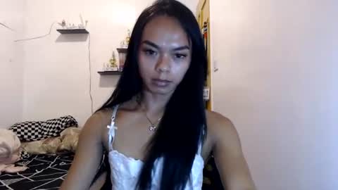 Snapshot of the_only_onexx chatting on 07/24/26, 05:44 xandra xoxo online show from 07/24/26, 05:44