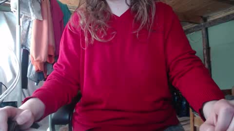 Snapshot of the_prettywondder chatting on 09/15/25, 08:14 Ekye online show from 09/15/25, 08:14