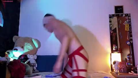 Matt independent model  online show from 03/03/25, 12:37