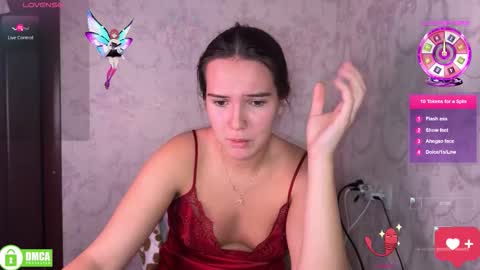 Snapshot of the_princese chatting on 10/30/25, 08:42 Alice online show from 10/30/25, 08:42