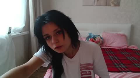 Snapshot of the_slutty_fox chatting on 07/07/26, 08:51 the_slutty_fox online show from 07/07/26, 08:51