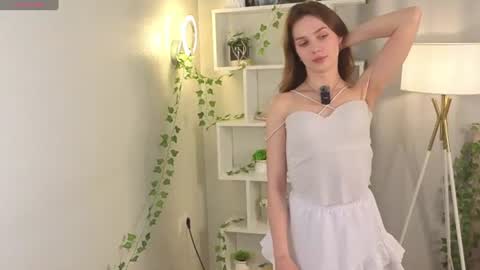 My name is Cynthia and Im very happy to see you in my sweet room  online show from 06/16/26, 03:09