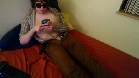 Snapshot of the_vintage_voyeur chatting on 02/14/25, 07:38 the_vintage_voyeur online show from 02/14/25, 07:38