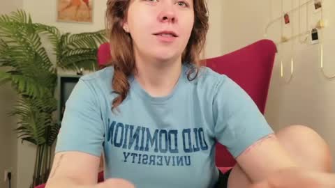 Snapshot of the_virg1n_marie chatting on 05/26/26, 05:47 The Rosemarie I Wed FriSun 1 AM 9 AM EDT online show from 05/26/26, 05:47