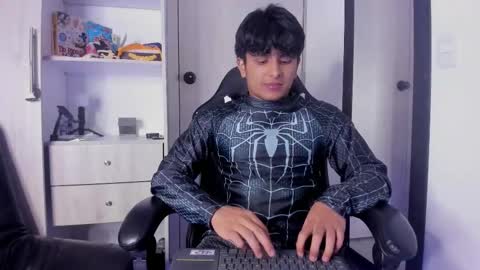 Danny online show from 10/30/25, 01:18