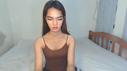 thea121698 online show from 10/29/25, 06:59