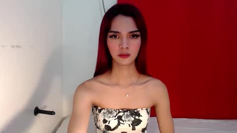 thea121698 online show from 11/02/25, 10:28