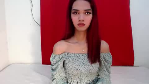 thea121698 online show from 11/03/25, 10:16