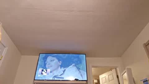 Snapshot of thea_aphrodite_goddess chatting on 10/29/25, 07:21 thea_aphrodite_goddess online show from 10/29/25, 07:21