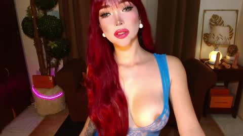 thea_whong online show from 05/01/26, 02:16