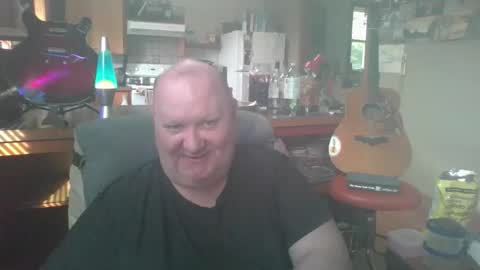 Snapshot of thealiensarecumming chatting on 06/08/26, 01:28 thealiensarecumming online show from 06/08/26, 01:28