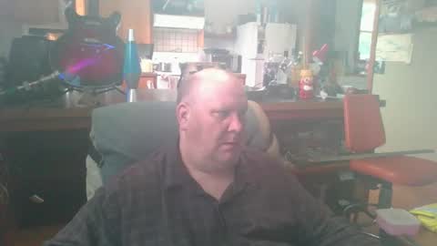 Snapshot of thealiensarecumming chatting on 06/08/26, 06:19 thealiensarecumming online show from 06/08/26, 06:19
