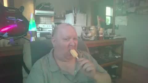 Snapshot of thealiensarecumming chatting on 06/13/26, 03:26 thealiensarecumming online show from 06/13/26, 03:26