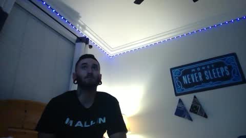 theamezcua98 online show from 02/19/25, 09:50