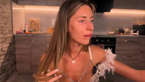 J online show from 09/19/25, 05:35