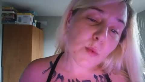 theauroramae -  online show from 07/04/26, 01:45
