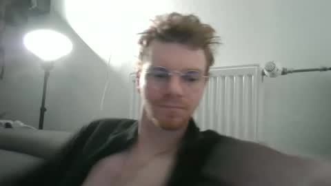 Snapshot of thebatguuy chatting on 01/11/25, 06:01 thebatguuy online show from 01/11/25, 06:01