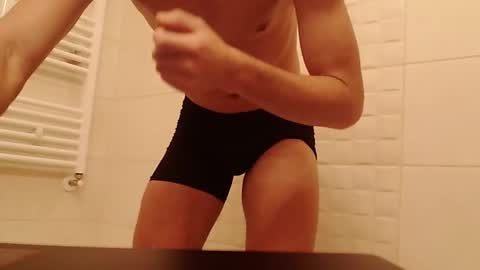 Snapshot of thebigone431 chatting on 11/09/25, 05:22 TheBigOne431 online show from 11/09/25, 05:22