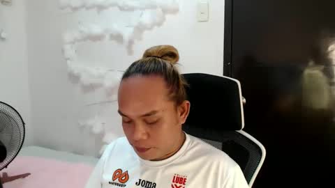 thebitch_cowbell online show from 10/17/25, 07:38