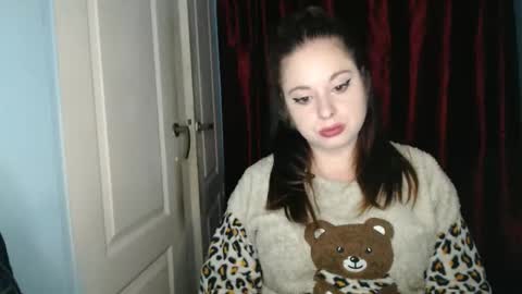 Snapshot of theblackdiamond194588 chatting on 09/19/25, 04:14 raissa online show from 09/19/25, 04:14