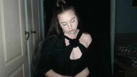 raissa online show from 07/19/26, 06:44