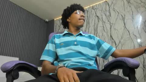 Snapshot of theblackflavor chatting on 06/05/26, 01:17 Flavor online show from 06/05/26, 01:17