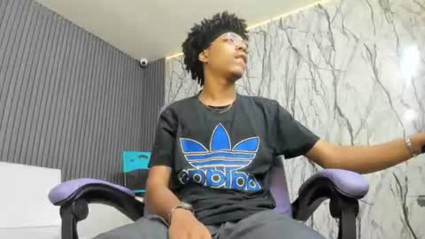 Snapshot of theblackflavor chatting on 06/11/26, 01:42 Flavor online show from 06/11/26, 01:42