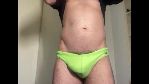 Snapshot of thebulge_b0y chatting on 05/03/26, 10:38 thebulge_b0y online show from 05/03/26, 10:38