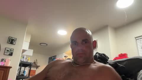 Snapshot of thebuzz777 chatting on 11/05/25, 02:44 theBuzz777 online show from 11/05/25, 02:44