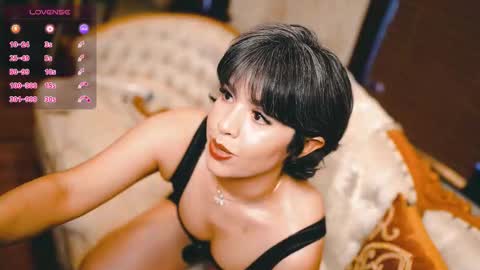 Snapshot of thecamwoman chatting on 10/20/25, 10:32 Joan online show from 10/20/25, 10:32