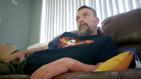 Snapshot of thedalenator chatting on 02/28/25, 01:05 thedalenator online show from 02/28/25, 01:05