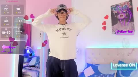 ethan online show from 10/17/25, 07:49