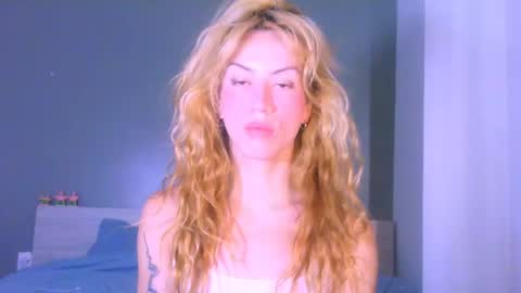 Yolanda online show from 04/17/26, 11:41