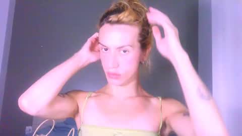 Yolanda online show from 04/19/26, 12:22