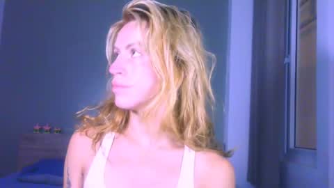 Yolanda online show from 05/28/26, 01:58