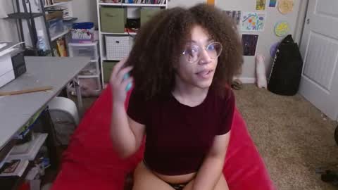 Snapshot of theenbygamer chatting on 11/06/25, 07:37 olly online show from 11/06/25, 07:37