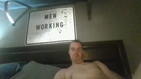 Snapshot of theerealjonnymike chatting on 06/14/26, 07:32 theerealjonnymike online show from 06/14/26, 07:32