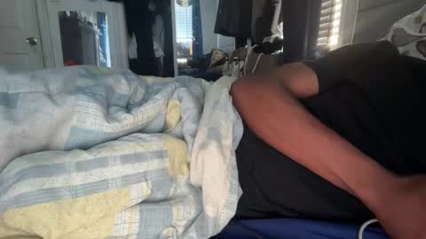 theeshooterr online show from 10/01/25, 05:08