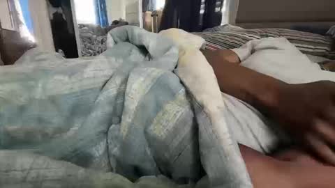 theeshooterr online show from 10/14/25, 03:02