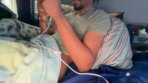 theeshooterr online show from 11/01/25, 04:31