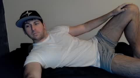 Theetwohander online show from 01/03/25, 08:43